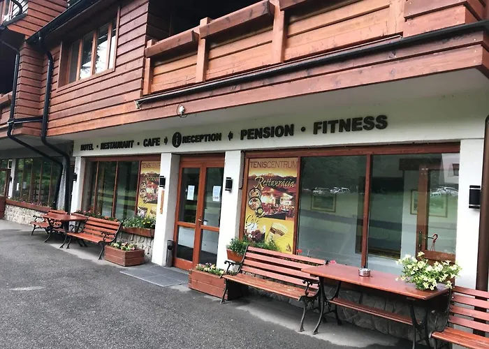 Pod Lomnickym Stitom - 105m2 Lägenhet *