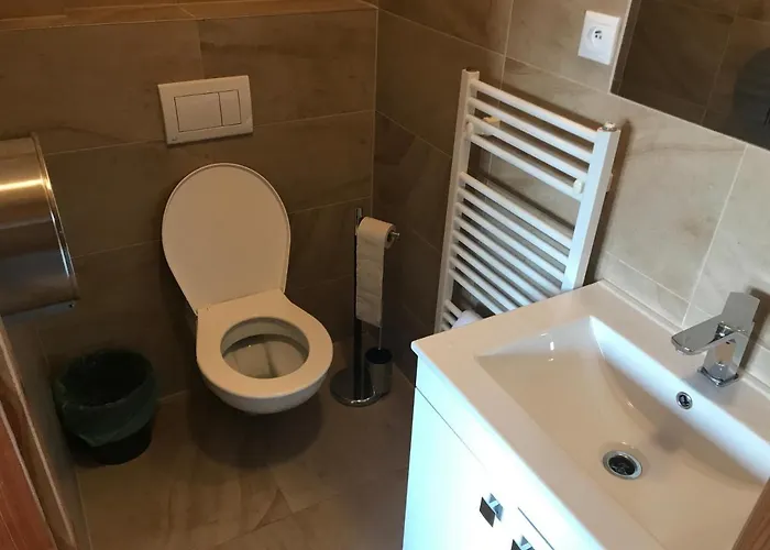 Pod Lomnickym Stitom - 105m2 Lägenhet