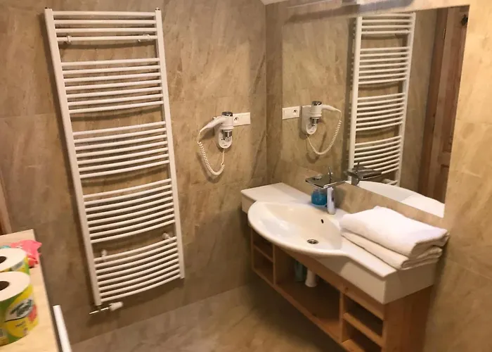 Pod Lomnickym Stitom - 105m2 Lägenhet *